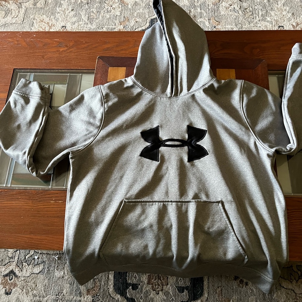 Under Armour Hoodie